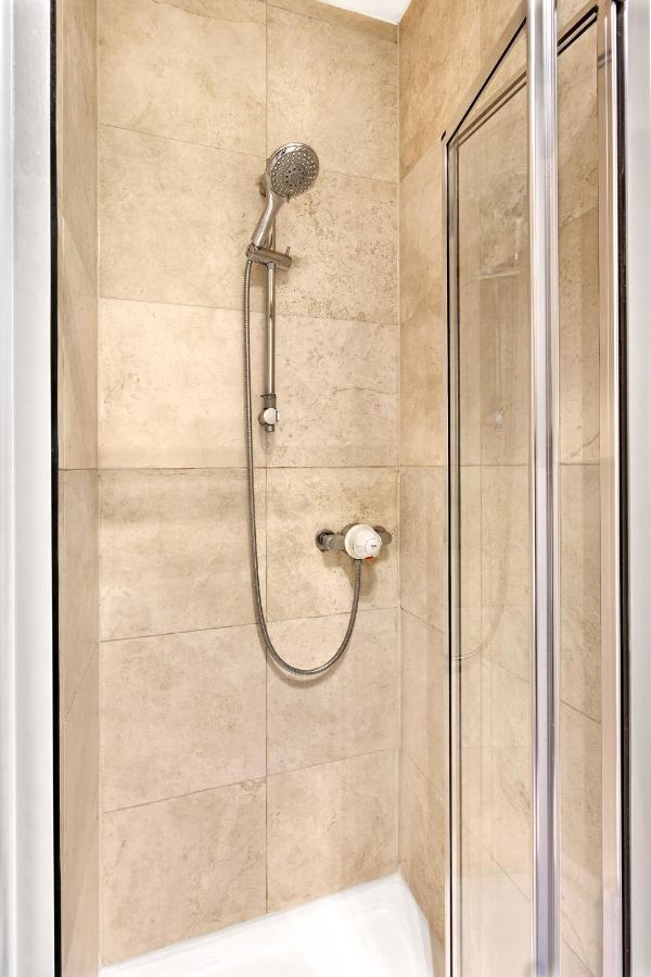 Granville Apartments Harrogate Ngoại thất bức ảnh
